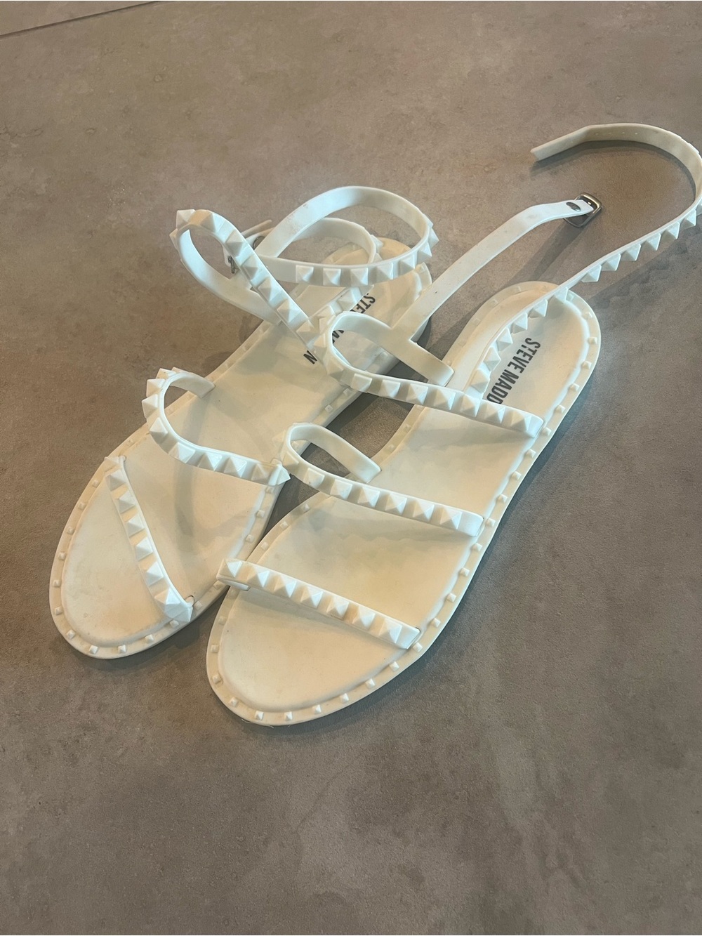 Steve Madden White Pyramid Stud Strappy Flat Sandals